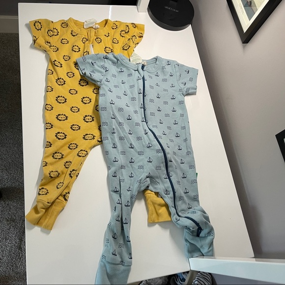Parade Organics Other - Parade Organics pajamas lot of two 12-18 months